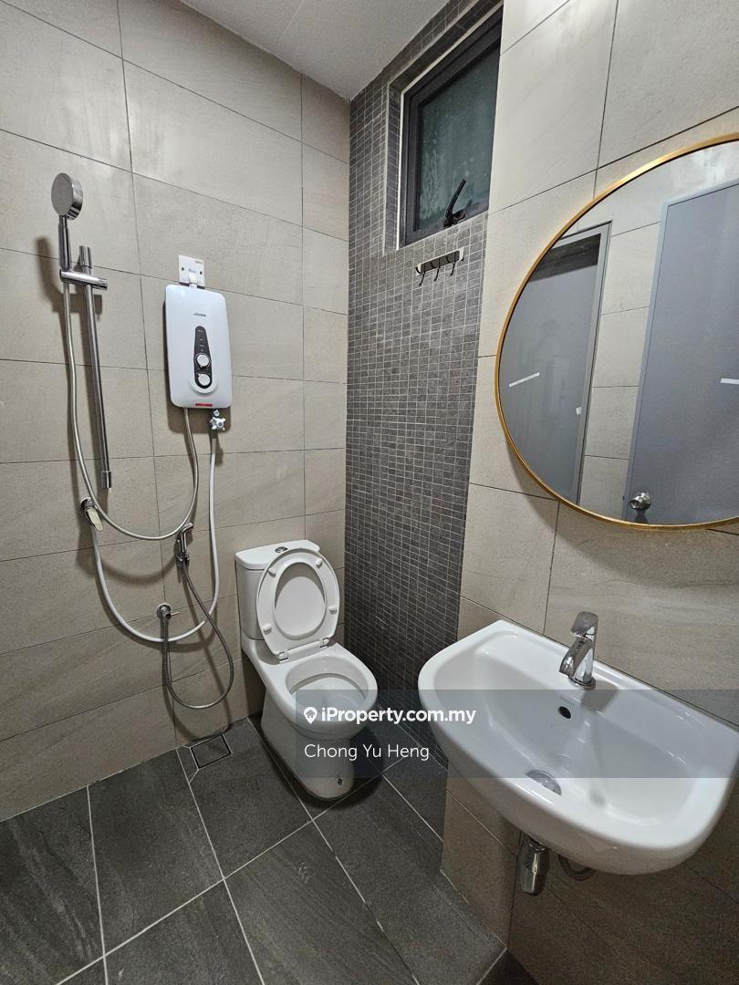 Apartment for Sale in D7 (D'Seven Lagoon Perdana) by Chong Yu Heng - iProperty.com.my