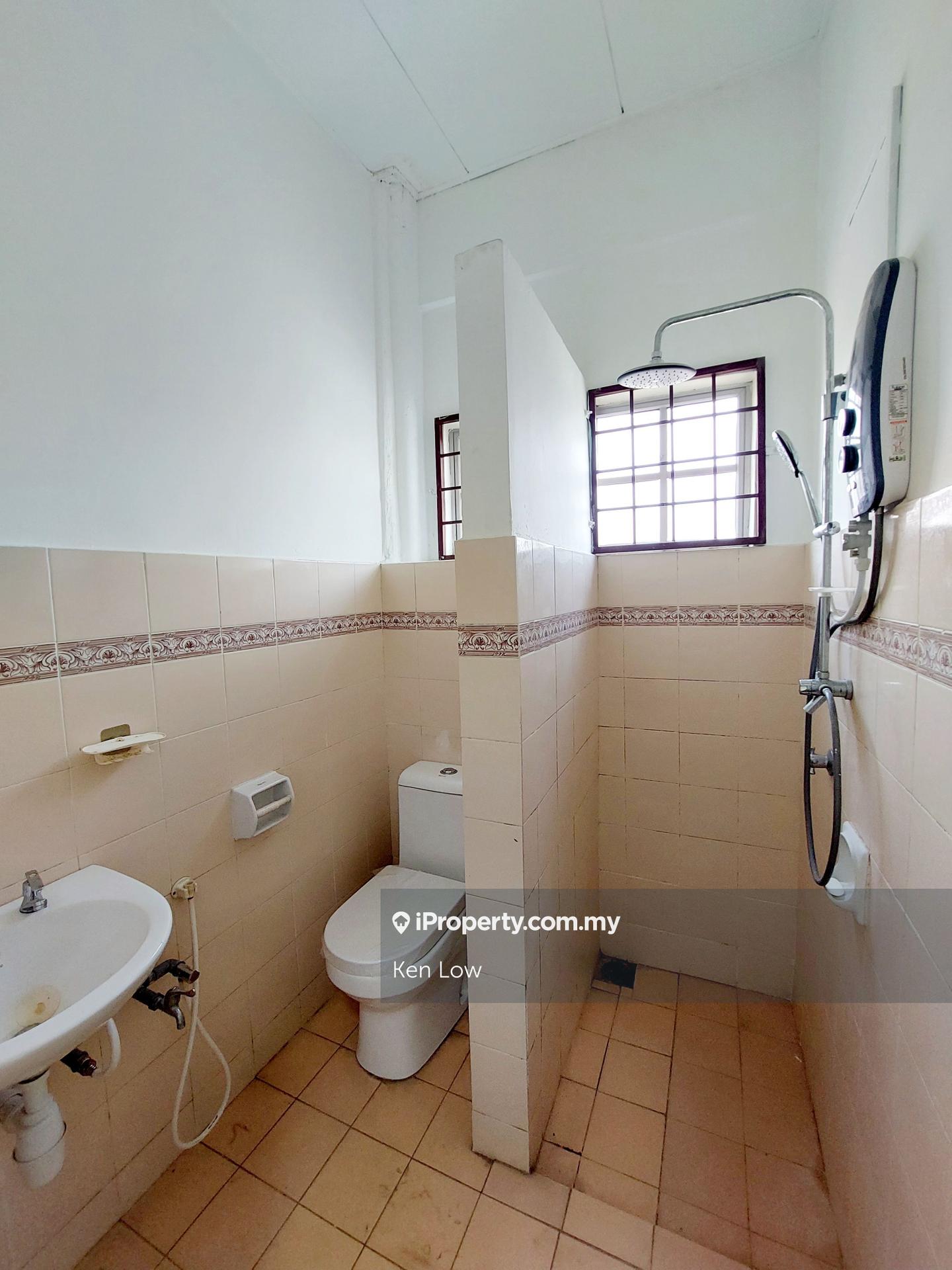 Rumah Berangkai 2 Tingkat untuk Dijual di Kajang Prima, Kajang oleh Ken Low - iProperty.com.my