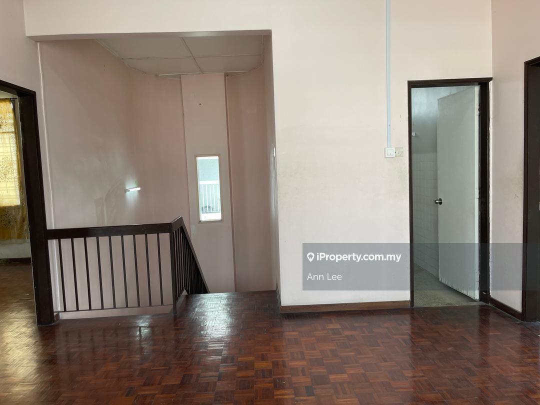 Banglo untuk Dijual di Seri Kembangan, Balakong, Puchong, Subang Jaya oleh Ann Lee - iProperty.com.my