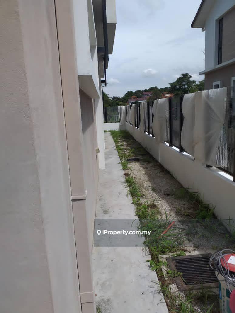 Rumah Berangkai 2 Tingkat untuk Dijual di Denai Alam, Shah Alam oleh Abdul Shukor - iProperty.com.my