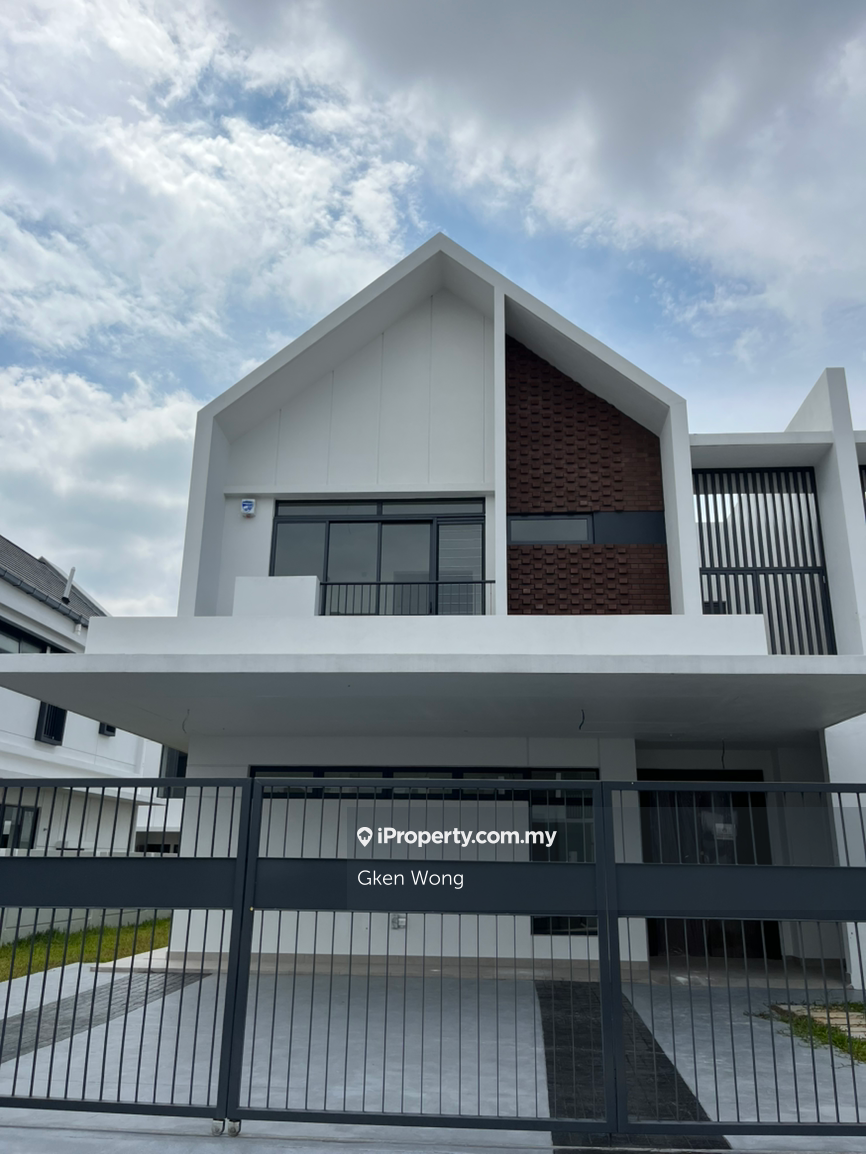 Rumah Berkembar untuk Dijual di gh9xv, Shah Alam oleh Gken Wong - iProperty.com.my