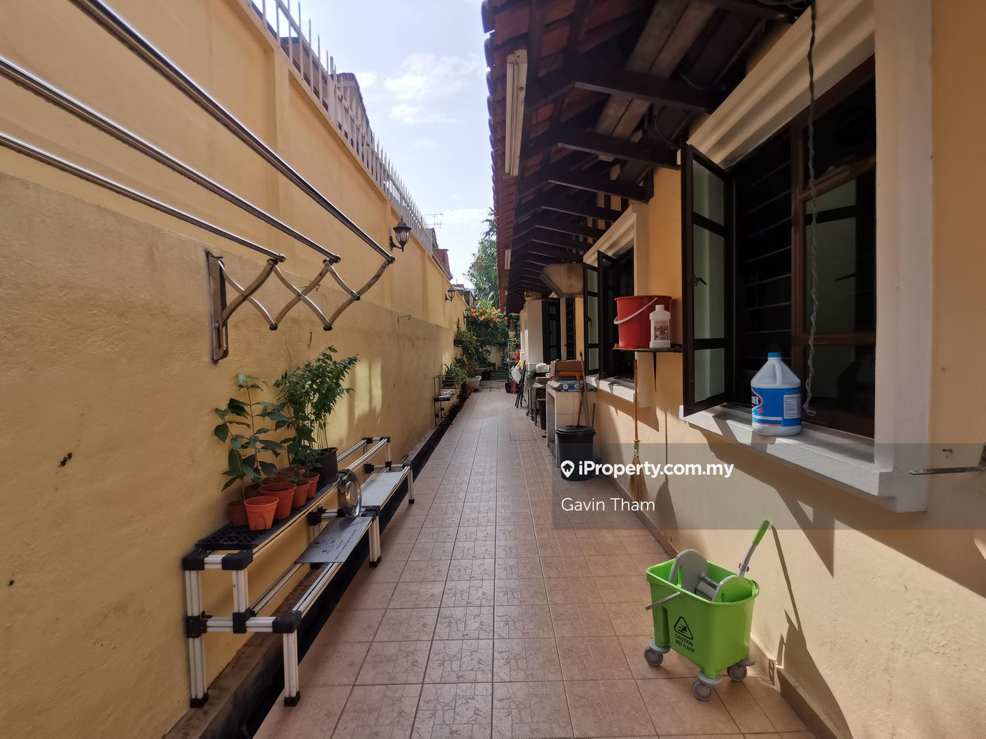 Bungalow House for Sale in Taman Overseas Union (Taman Oug), Jalan Klang Lama (Old Klang Road) by Gavin Tham - iProperty.com.my