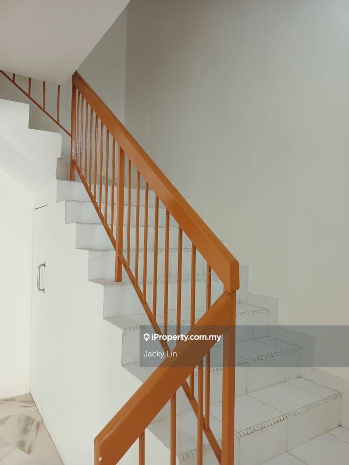 Rumah Berangkai 2 Tingkat untuk Disewa di Taman Saujana Puchong, SP 6, Puchong, Puchong oleh Jacky Lin - iProperty.com.my