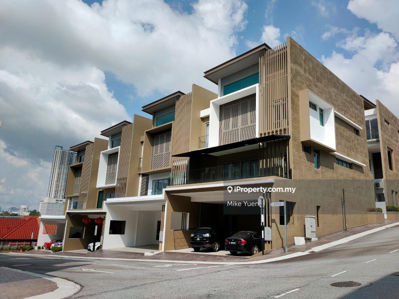 Semi-Detached House for Sale in Bandar Putra Permai, Seri Kembangan by Mike Yuen - iProperty.com.my