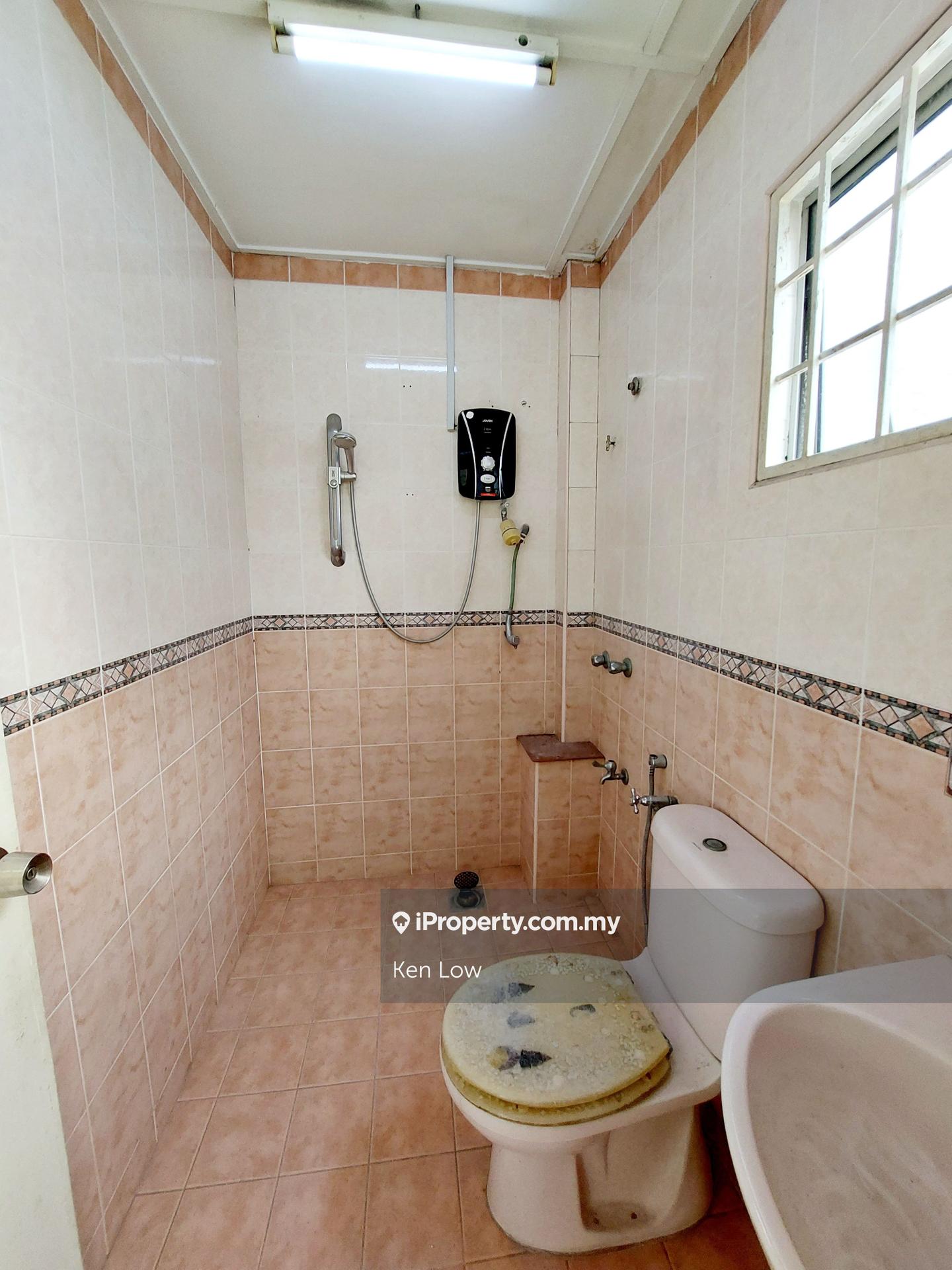 Rumah Berangkai 2 Tingkat untuk Dijual di Bandar Kajang, Kajang oleh Ken Low - iProperty.com.my