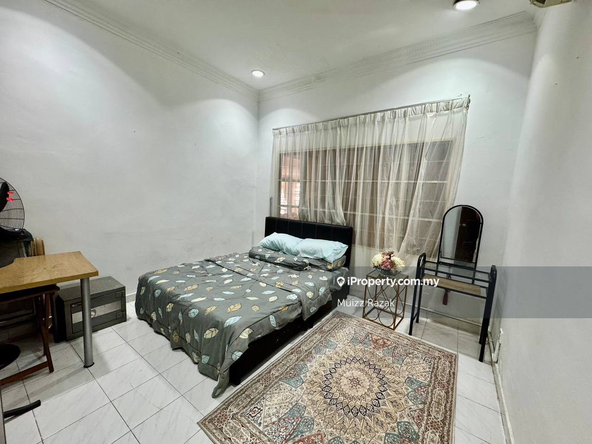 Bungalow House for Sale in Istana Bukit Kayangan, Shah Alam by Muizz Razak - iProperty.com.my