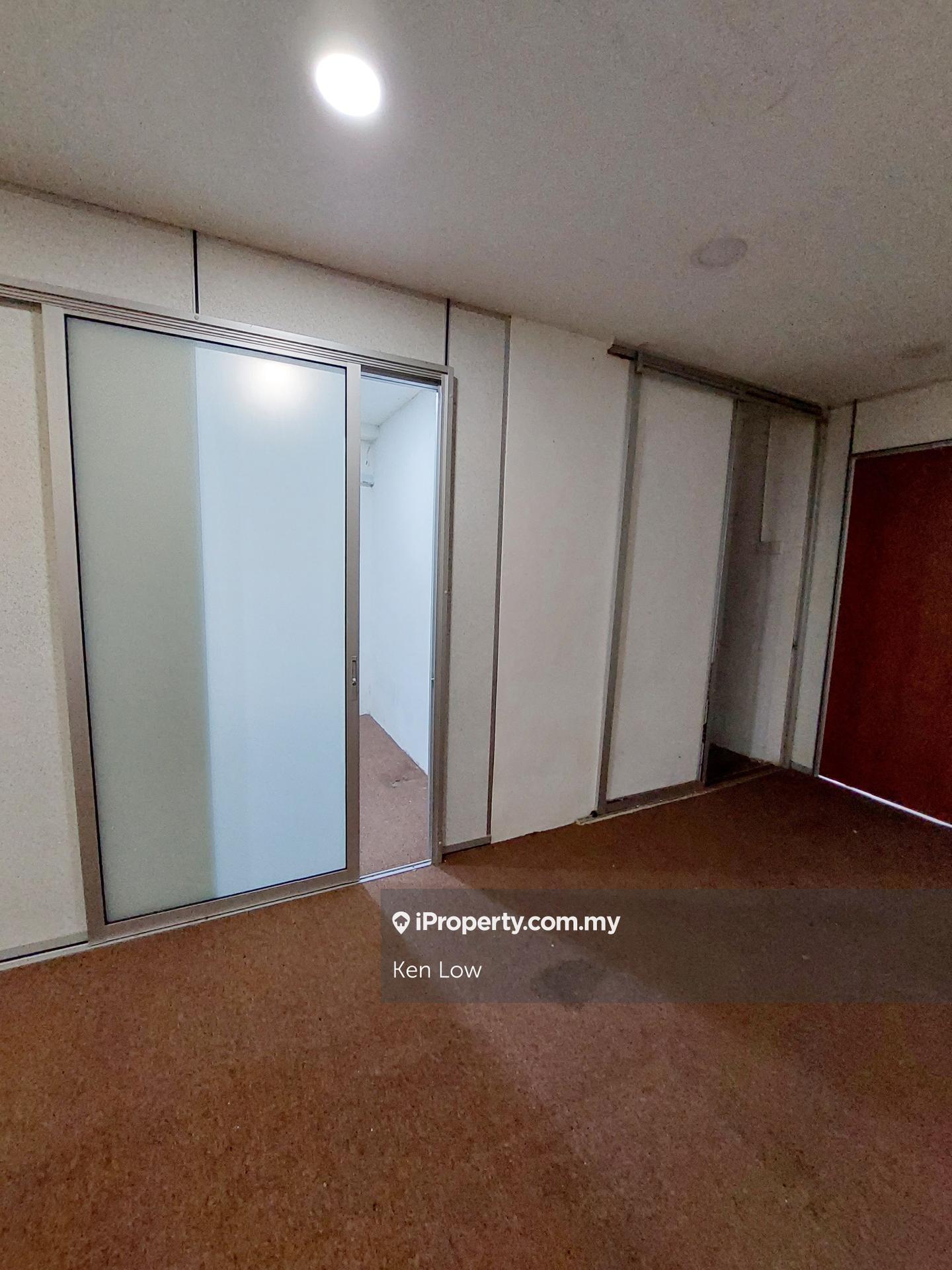 Shop-Office for Rent in Renovated 2nd Floor Shop Office, Taman Sentosa, Kajang by Ken Low - iProperty.com.my