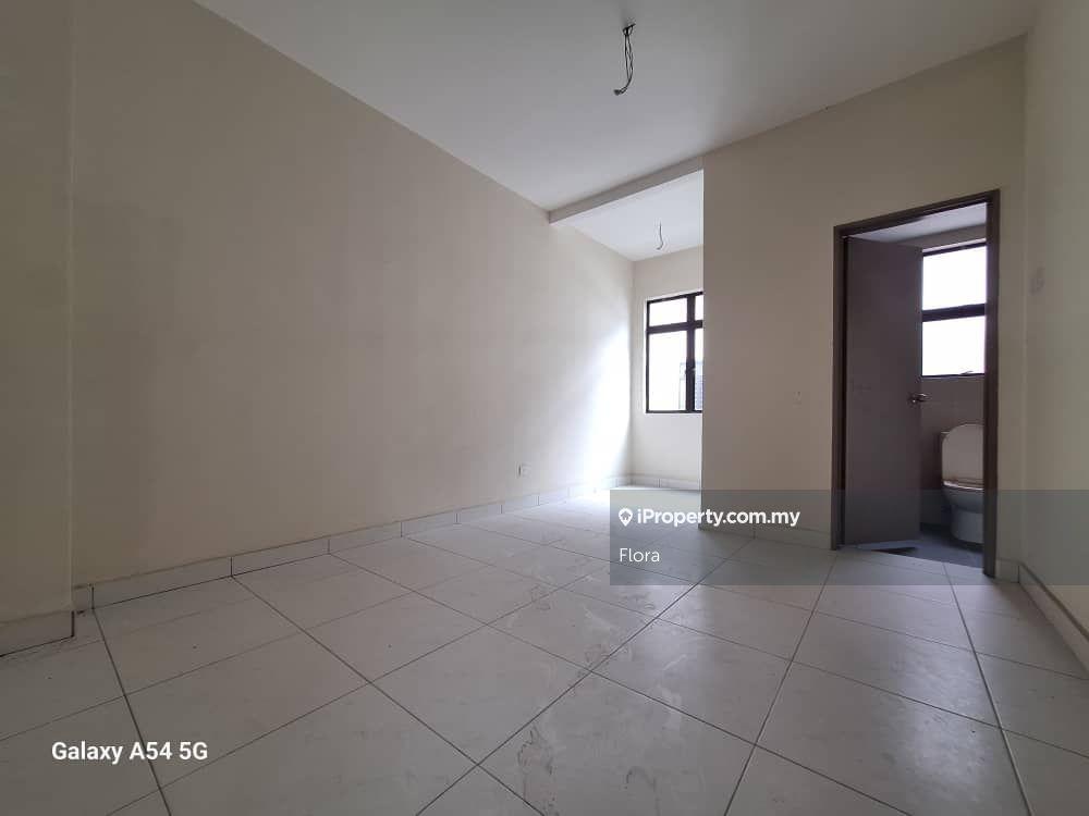 2-storey Terraced House for Sale in Lakeside Residences, Puchong by Flora - iProperty.com.my