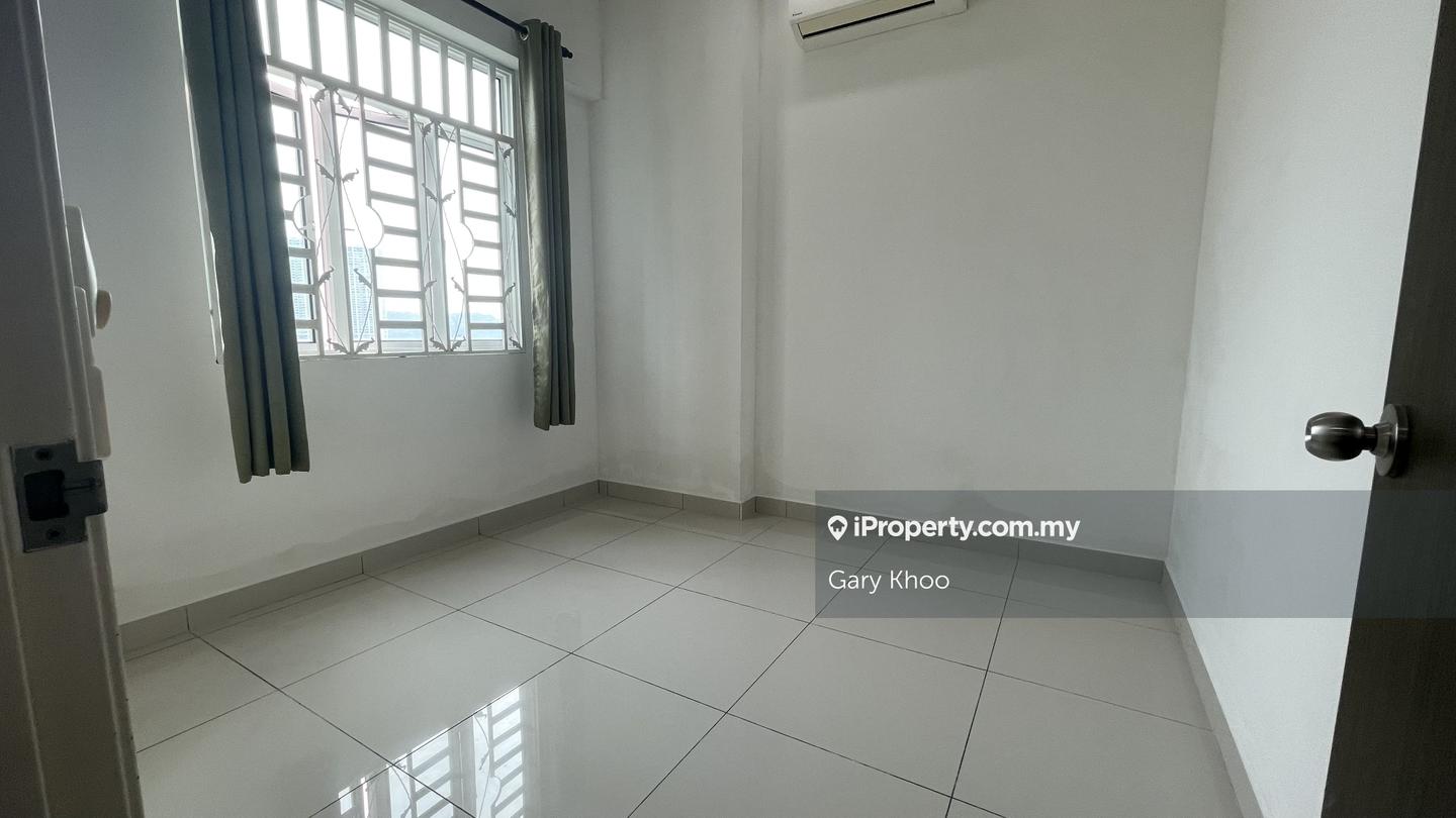 Condominium for Sale in Reflections Condominium by Gary Khoo - iProperty.com.my