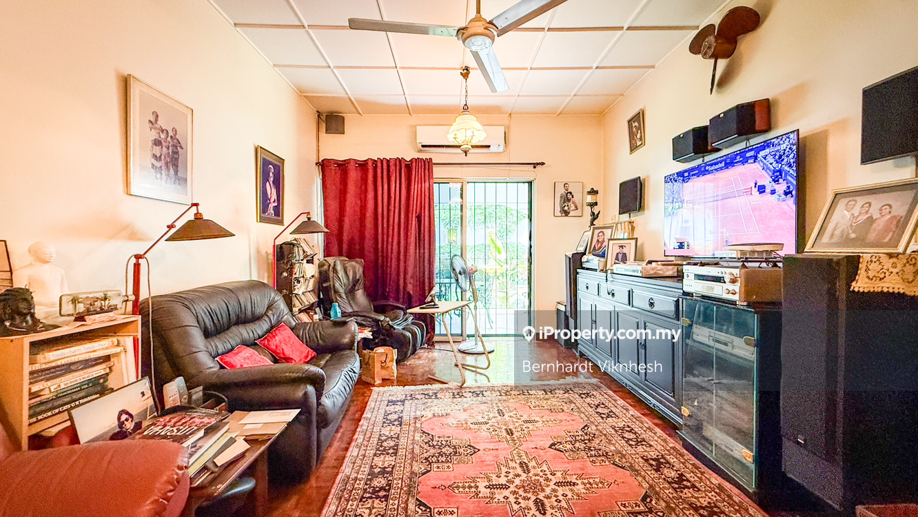 Bungalow House for Sale in Seksyen 5, Petaling Jaya by Bernhardt Viknhesh - iProperty.com.my