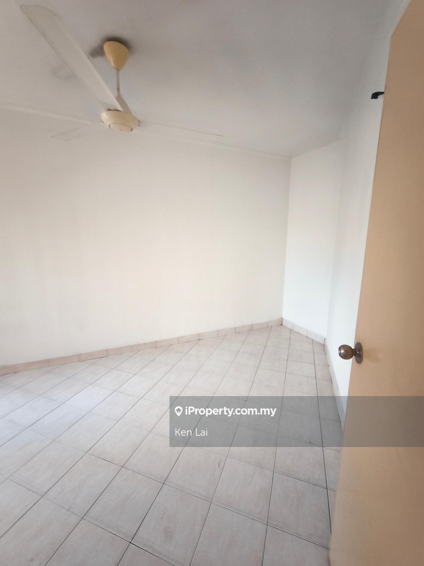 Condominium for Sale in Palm Spring @ Damansara by Ken Lai - iProperty.com.my