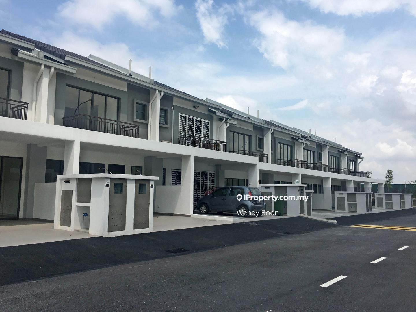Rumah Berangkai 2 Tingkat untuk Disewa di Diamond City, Semenyih oleh Wendy Boon - iProperty.com.my