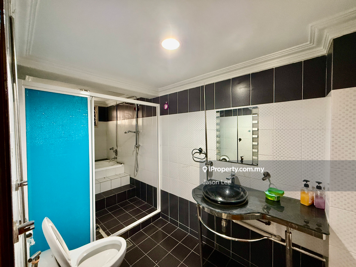 Bungalow House for Sale in Taman Bangsar, Bangsar by Jason Lee - iProperty.com.my