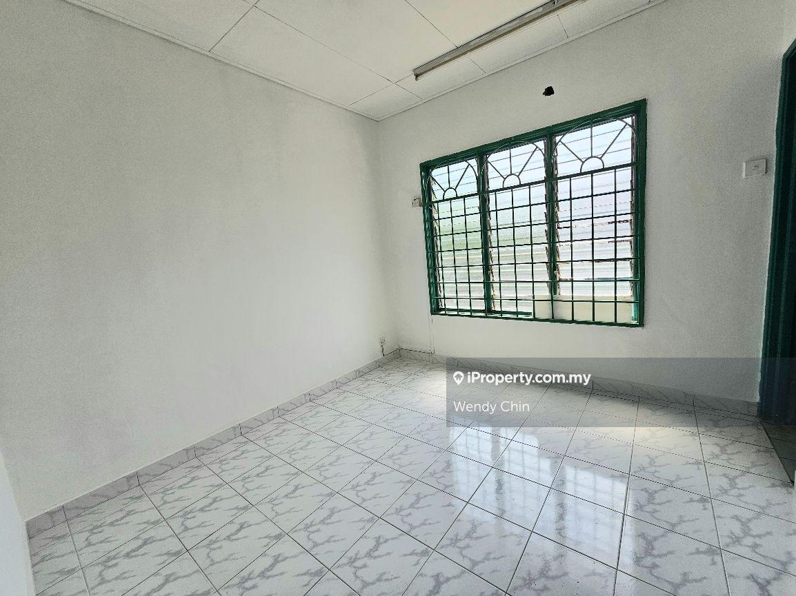 Rumah Berangkai 2 Tingkat untuk Dijual di Taman Putra Prima, Puchong oleh Wendy Chin - iProperty.com.my