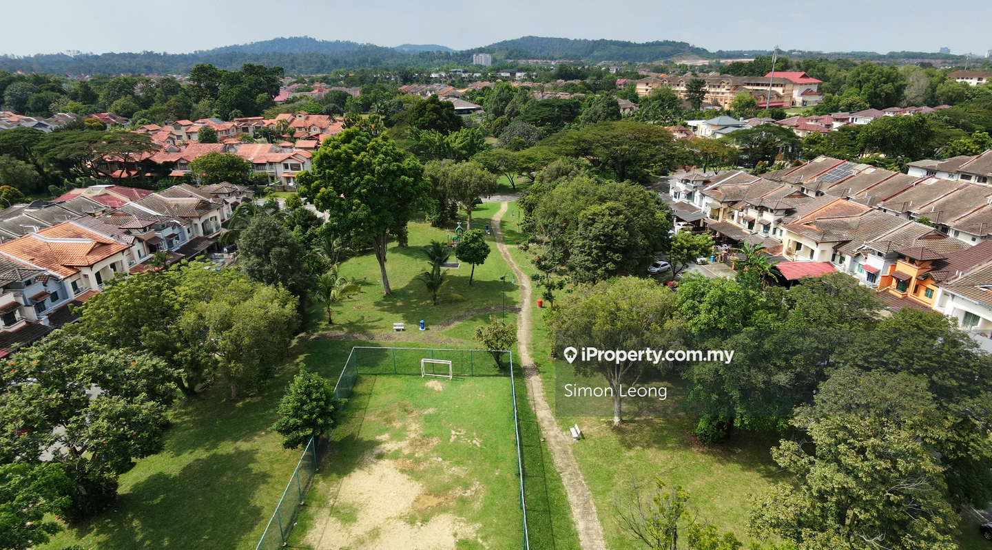 Rumah Berangkai 2 Tingkat untuk Dijual di Bukit Jelutong, Shah Alam oleh Simon Leong - iProperty.com.my