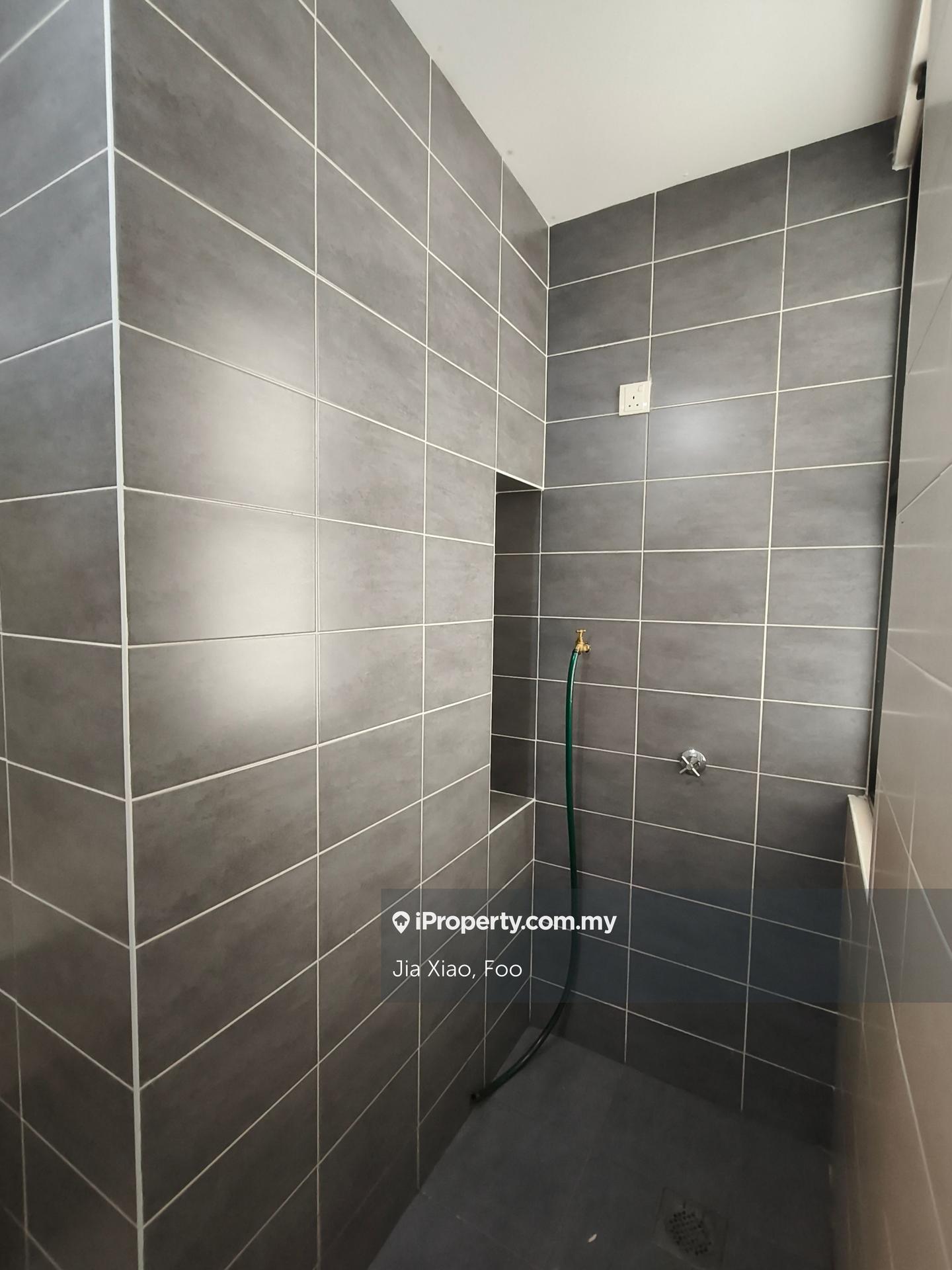 Rumah Bandar untuk Dijual di Cahaya Spk, Shah Alam oleh Jia Xiao, Foo - iProperty.com.my