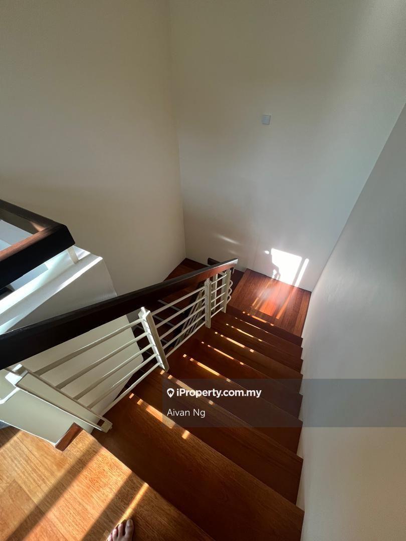 Rumah Berkembar untuk Dijual di Suria Residence, Cheras oleh Aivan Ng - iProperty.com.my