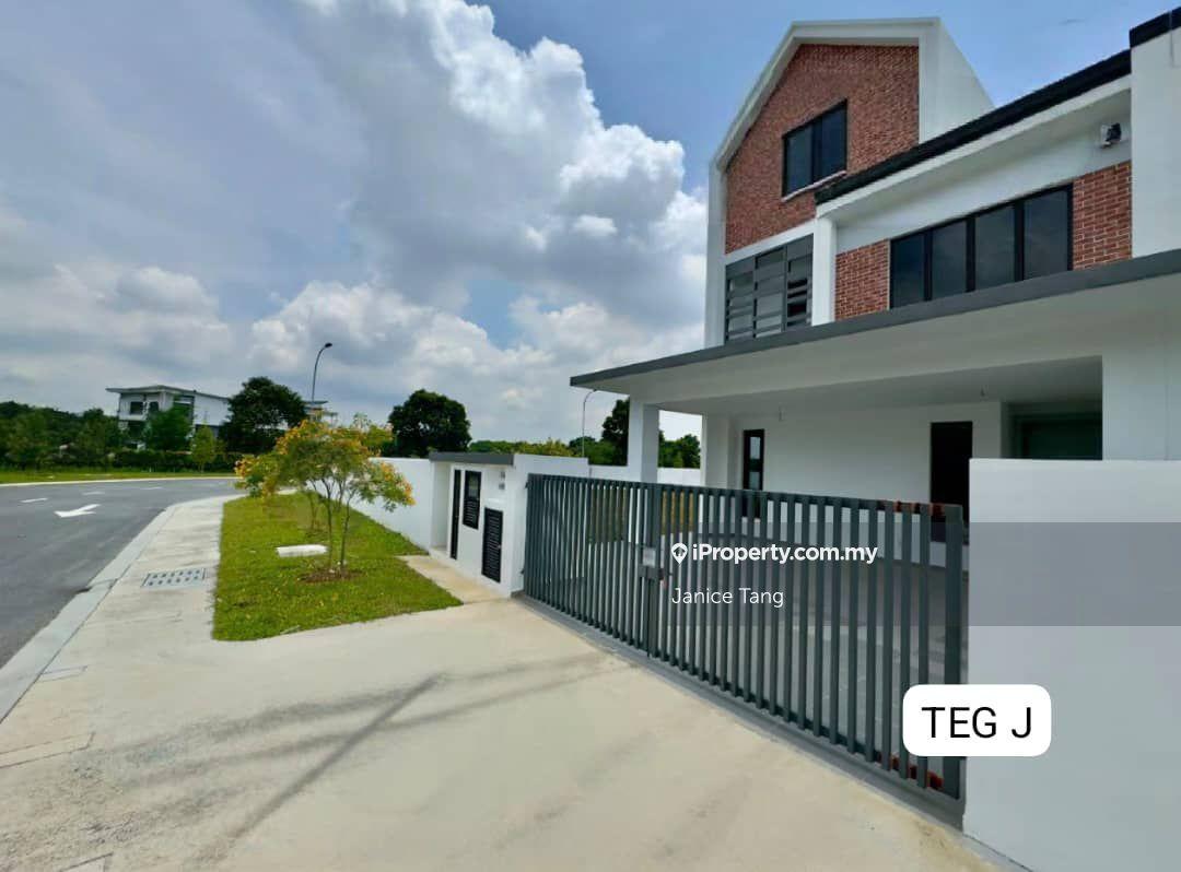 Rumah Berkembar untuk Dijual di Setia Utama, Setia Alam oleh Janice Tang - iProperty.com.my