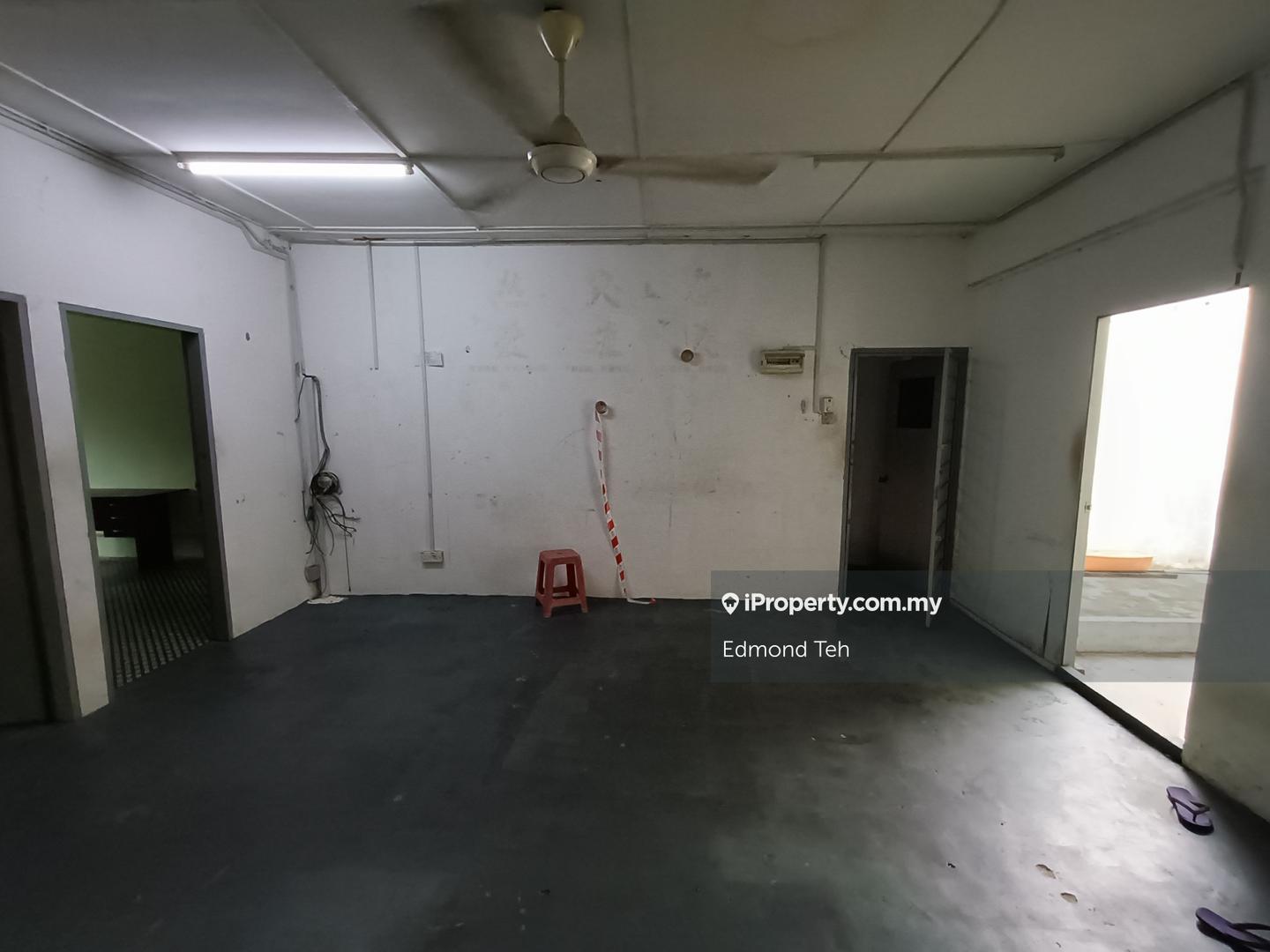Shop for Sale in Taman Bukit Mewah, Kajang by Edmond Teh - iProperty.com.my