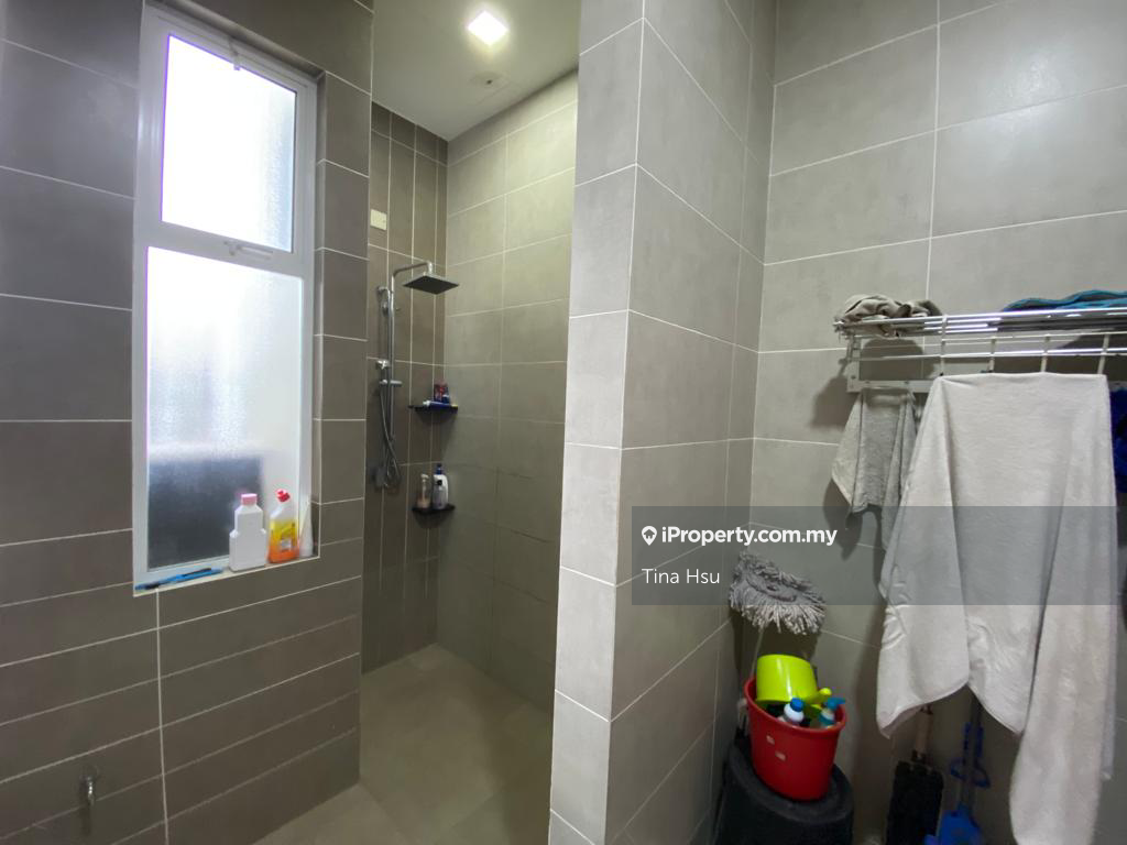 Rumah Berangkai 2 Tingkat untuk Dijual di Taman Seri Austin, Tebrau oleh Tina Hsu - iProperty.com.my