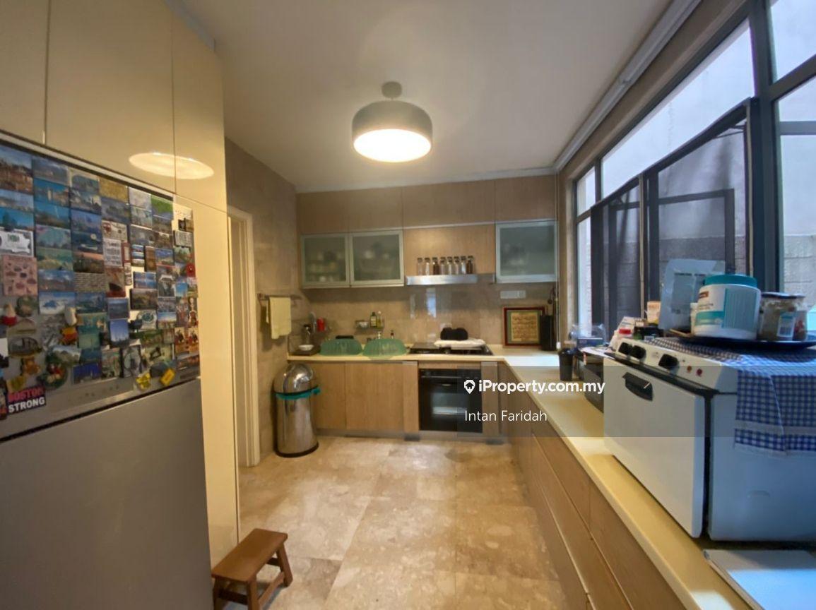Rumah Berkembar untuk Dijual di Changkat Kiara Surya, Sri Hartamas oleh Intan Faridah - iProperty.com.my