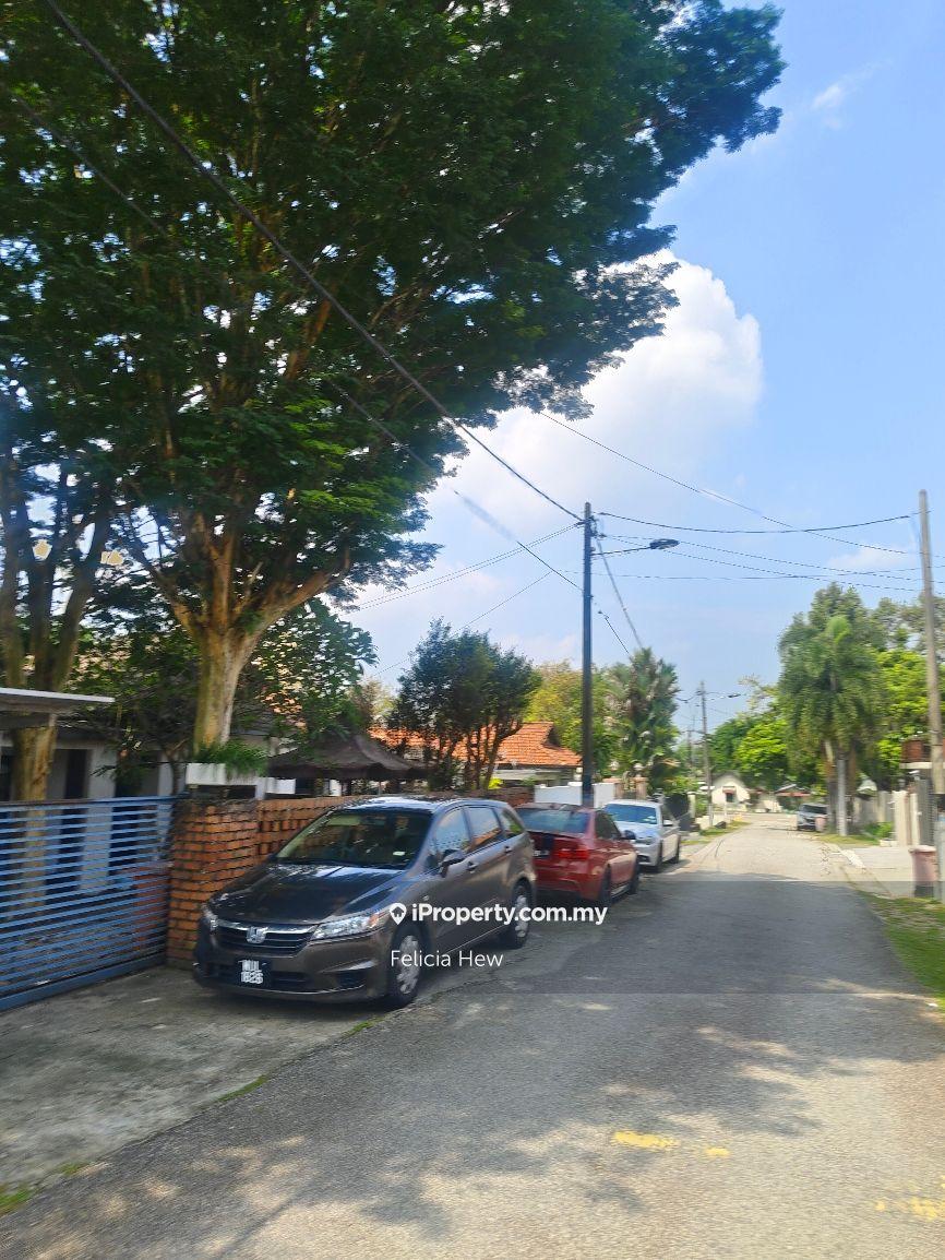 Rumah Berkembar untuk Dijual di Seksyen 6, Petaling Jaya oleh Felicia Hew - iProperty.com.my