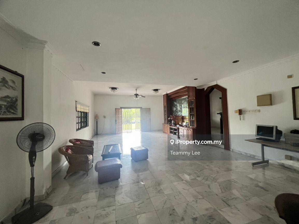Bungalow House for Sale in Sungai Long, Bandar Sungai Long by Teammy Lee - iProperty.com.my