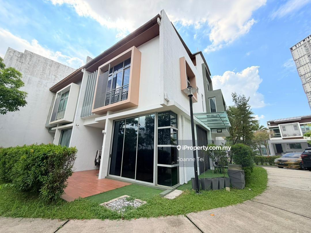 Rumah Berangkai 3 Tingkat untuk Dijual di Schubert, Symphony Hills, Cyberjaya, Cyberjaya oleh Joanne Tei - iProperty.com.my