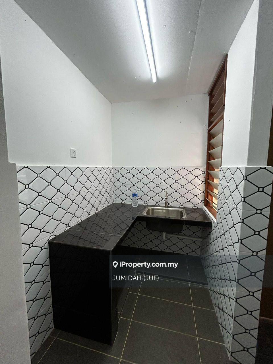 Rumah Pangsa untuk Dijual di Flat Pkns Au3 oleh JUMIDAH (JUE) - iProperty.com.my