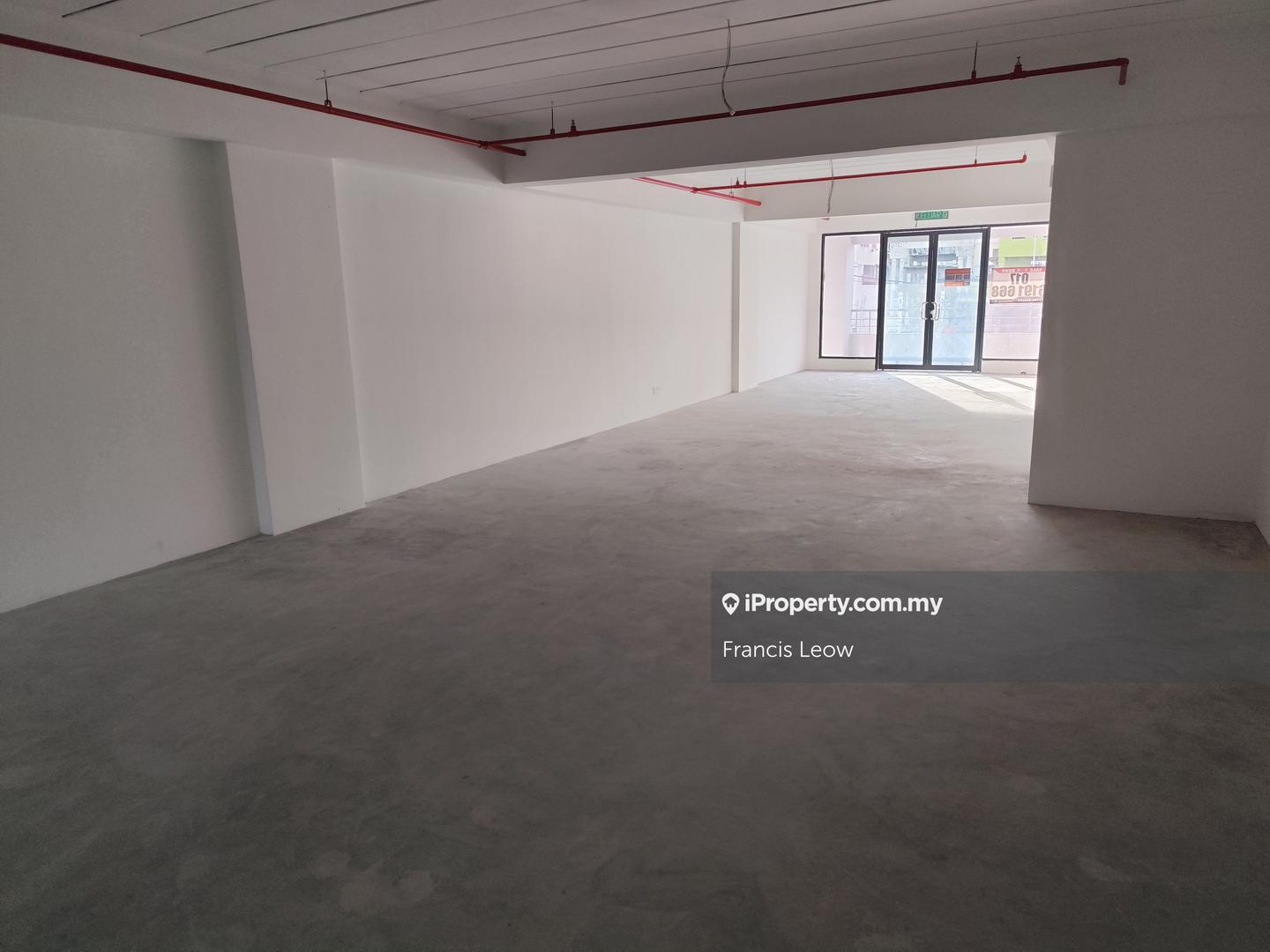 Shop for Rent in Bandar Country Homes, Rawang by Francis Leow - iProperty.com.my