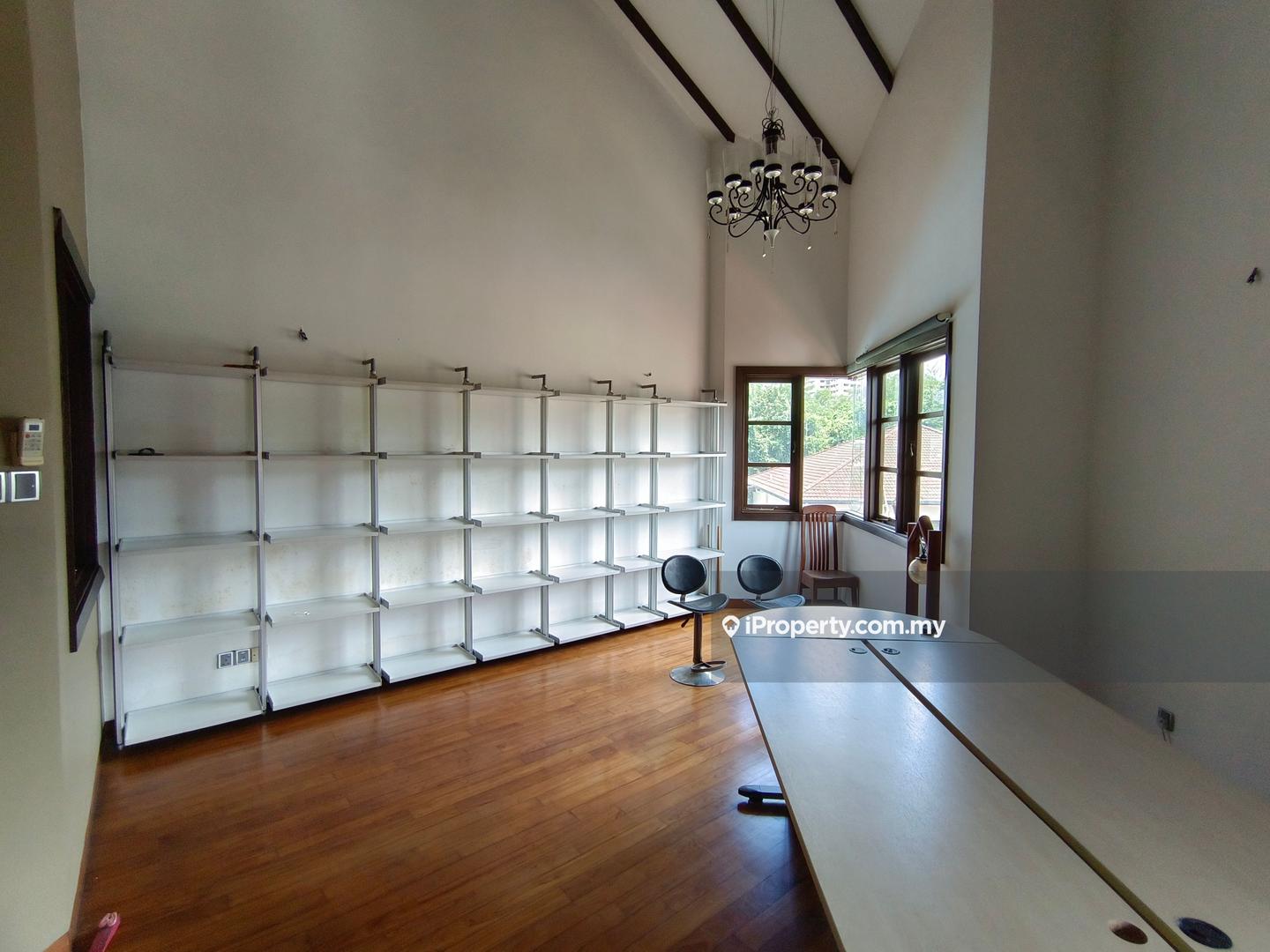 Bungalow House for Sale in Taman Overseas Union (Taman Oug), Jalan Klang Lama (Old Klang Road) by BoBo Lee - iProperty.com.my