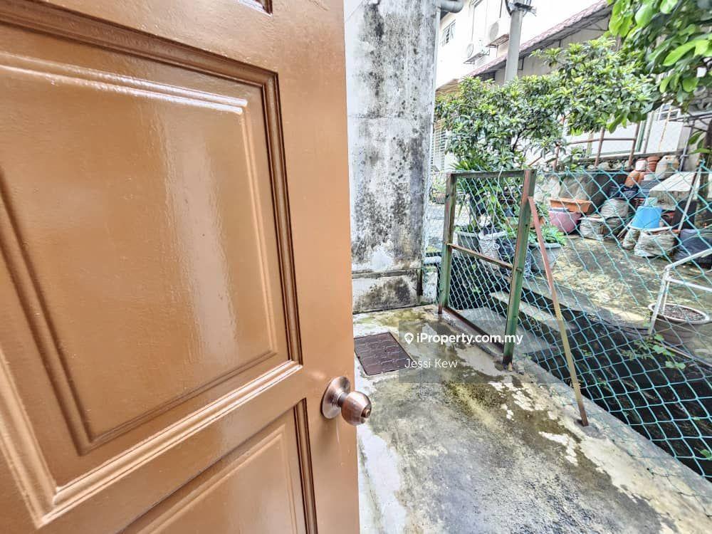 Rumah Berangkai 2 Tingkat untuk Dijual di Taman Seri Taming, Cheras oleh Jessi Kew - iProperty.com.my