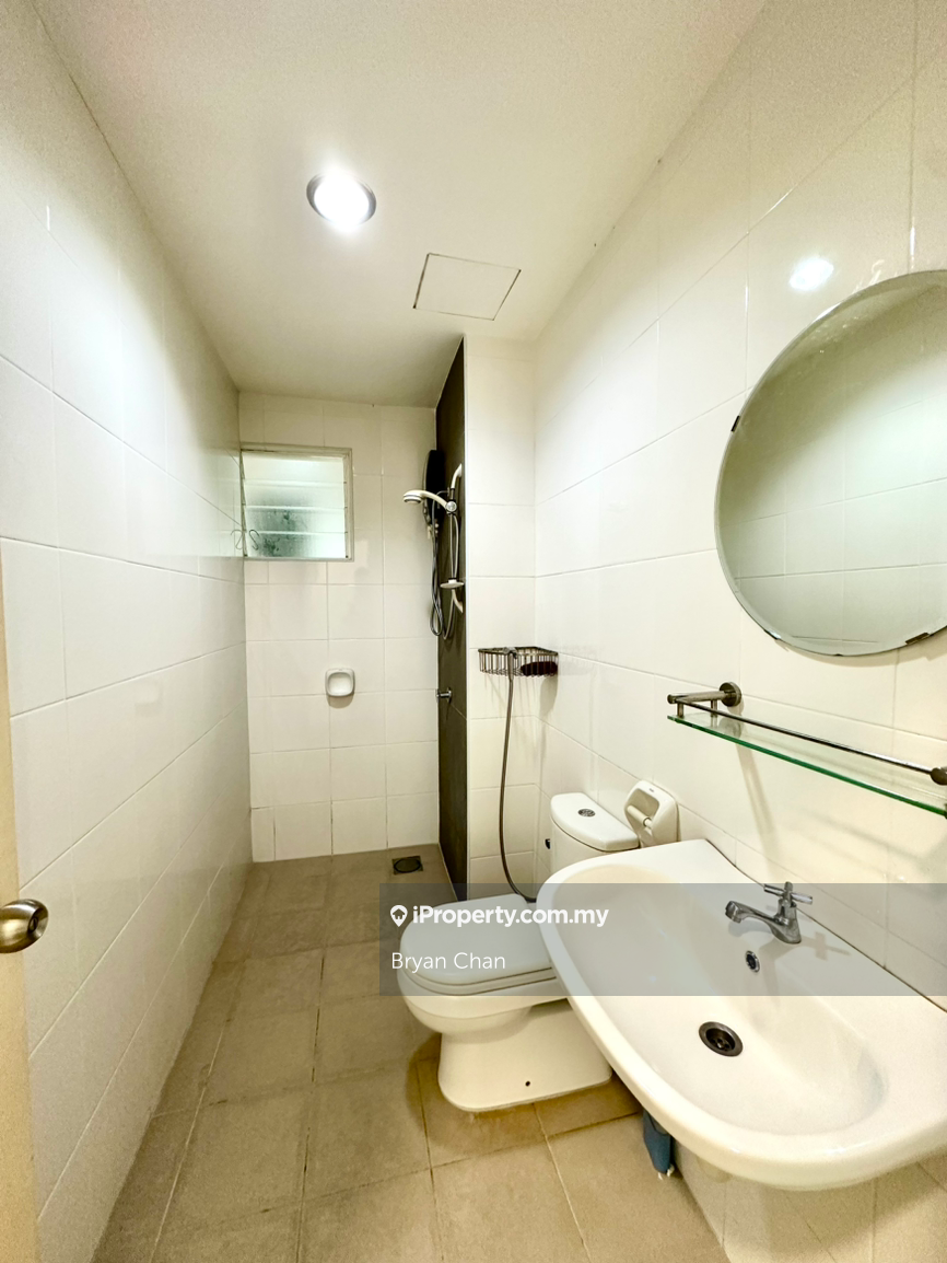 Condominium for Sale in Subang Parkhomes by Bryan Chan - iProperty.com.my