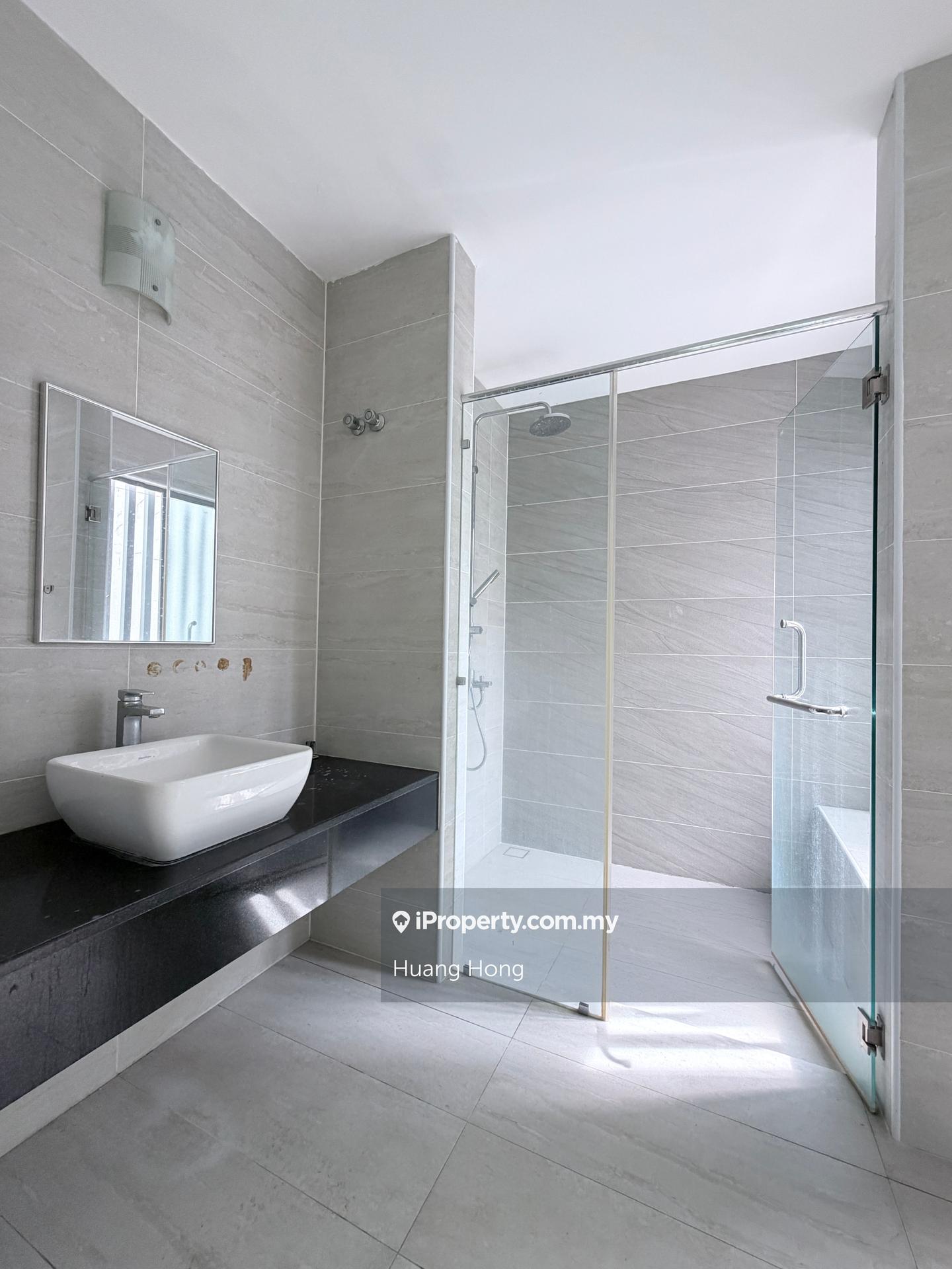 Rumah Berangkai 2 Tingkat untuk Dijual di Liu Li Garden, Setia Eco Glades, Cyberjaya oleh Huang Hong - iProperty.com.my