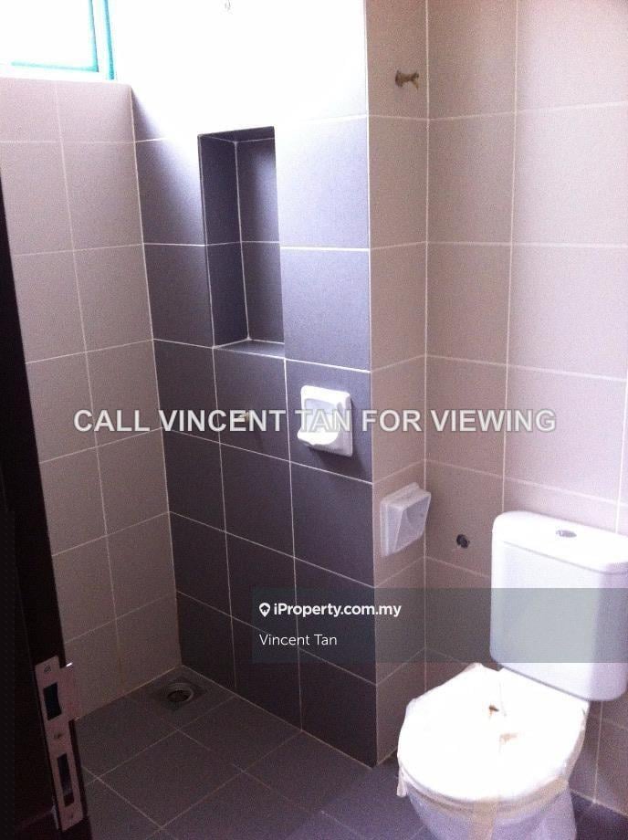 Rumah Berangkai 2 Tingkat untuk Dijual di ELMINA GARINIA CRESSIDA East Garden West Valley, Shah Alam oleh Vincent Tan - iProperty.com.my