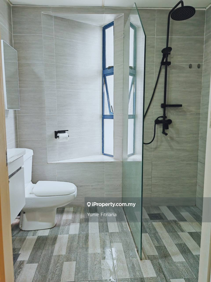 Condominium for Sale in Impiana On The Waterfront Condominium by Yunie Fitriana - iProperty.com.my