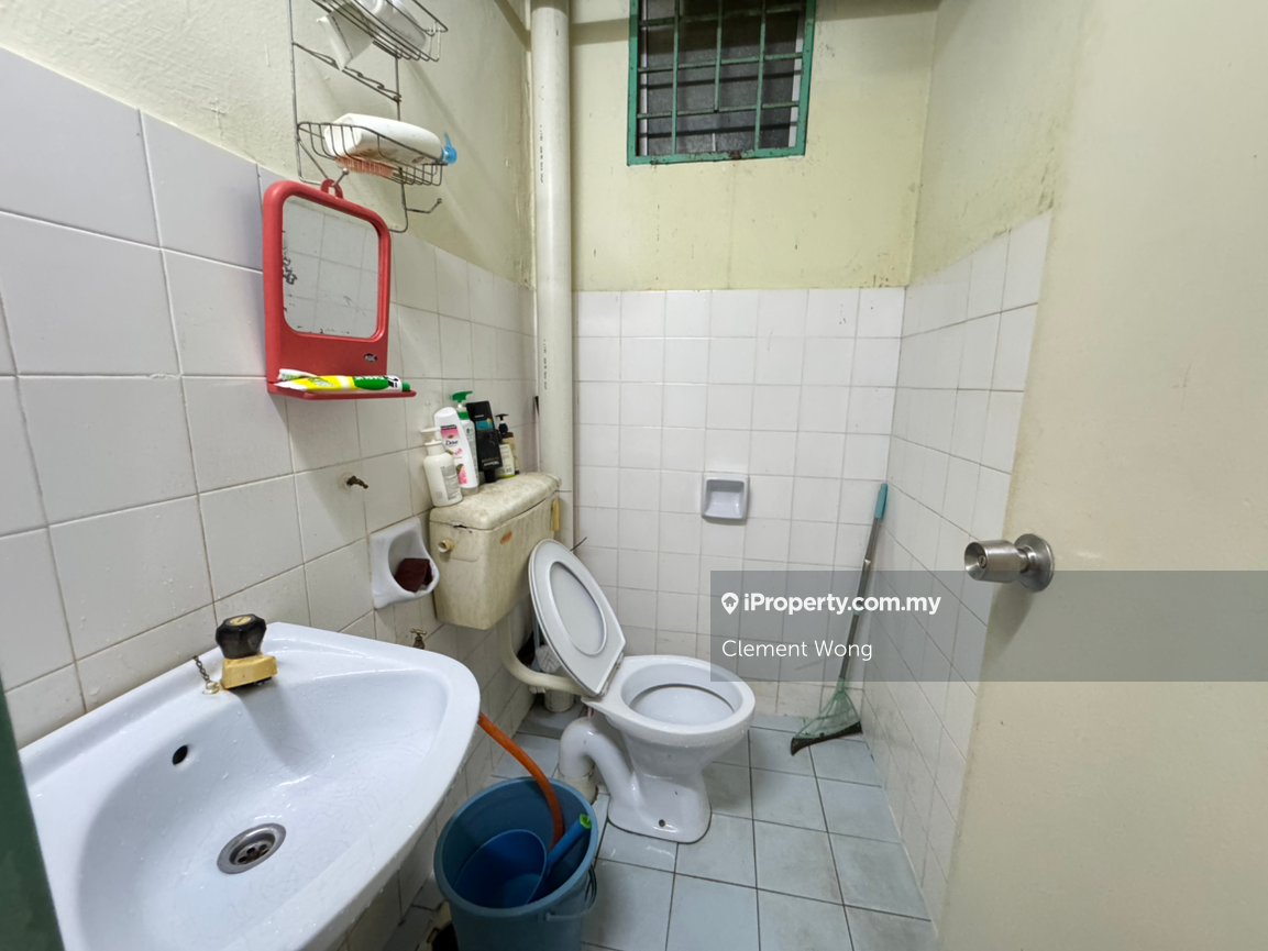 Flat for Sale in Pangsapuri Seri Inai by Clement Wong - iProperty.com.my