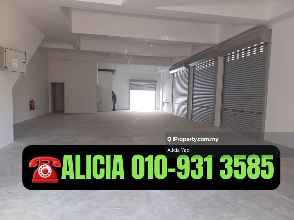 Office for Rent in Bandar Tasik Puteri Corner Office with Lifts, Rawang by Alicia Yap - iProperty.com.my