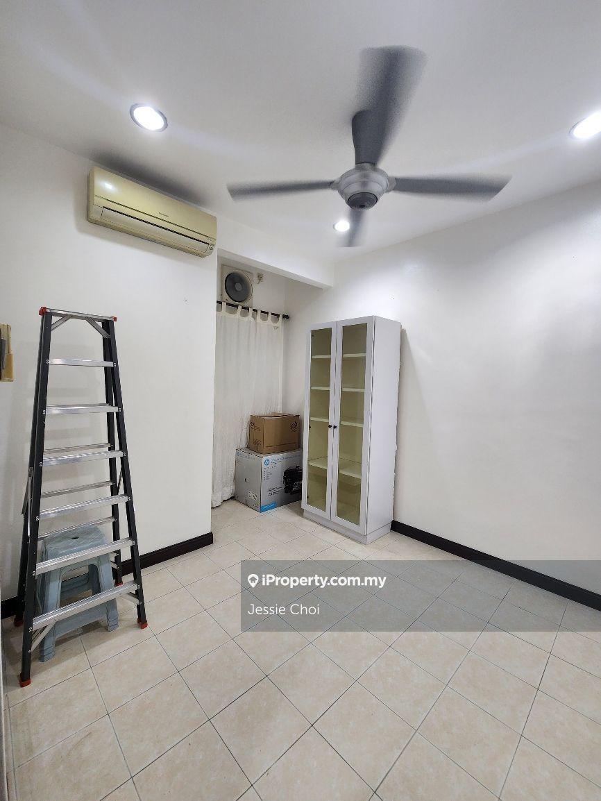 Rumah Berangkai 2 Tingkat untuk Dijual di Kota Damansara, Selangor oleh Jessie Choi - iProperty.com.my