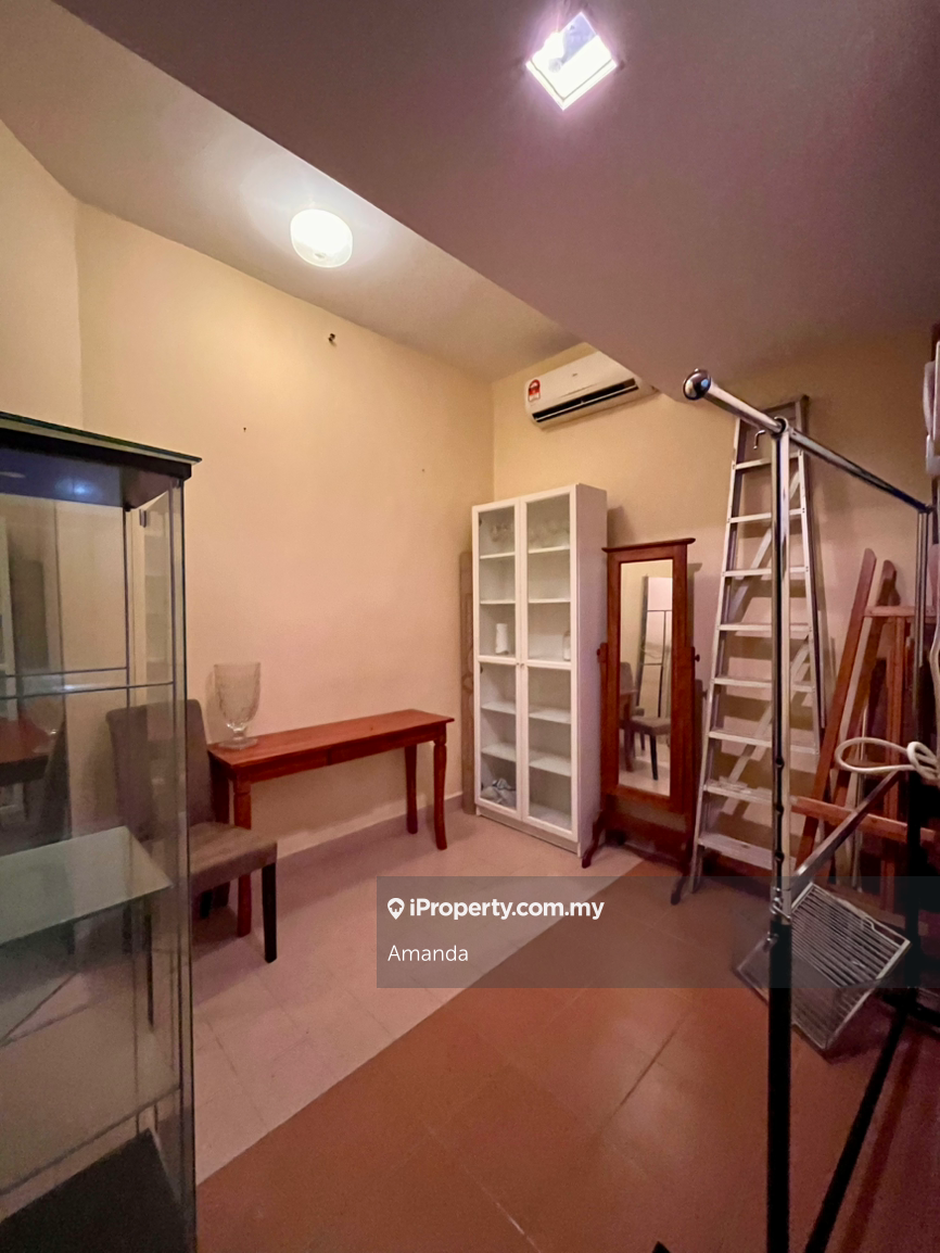 Residensi Servis untuk Disewa di Waldorf Tower oleh Amanda - iProperty.com.my