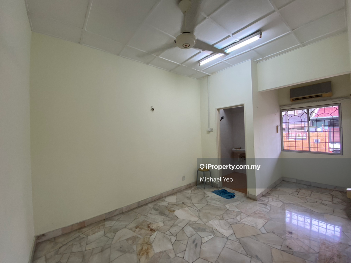 1-storey Terraced House for Sale in Taman Mayang Jaya, Petaling Jaya by Michael Yeo - iProperty.com.my