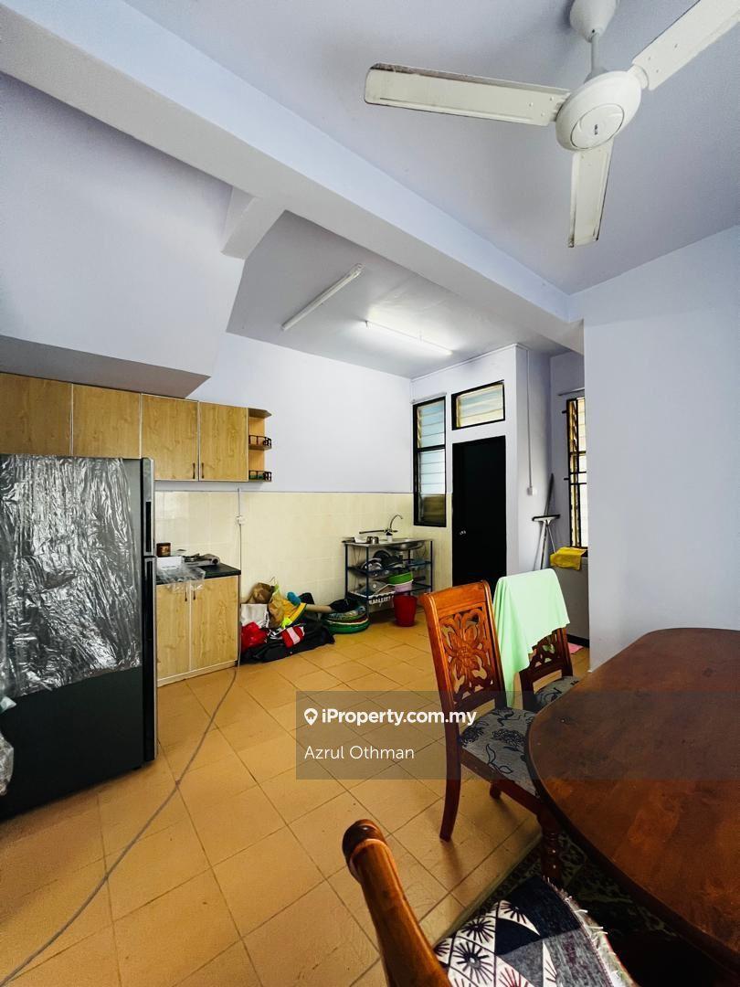 Rumah Berangkai 2 Tingkat untuk Dijual di Bandar Springhill, Port Dickson oleh Azrul Othman - iProperty.com.my