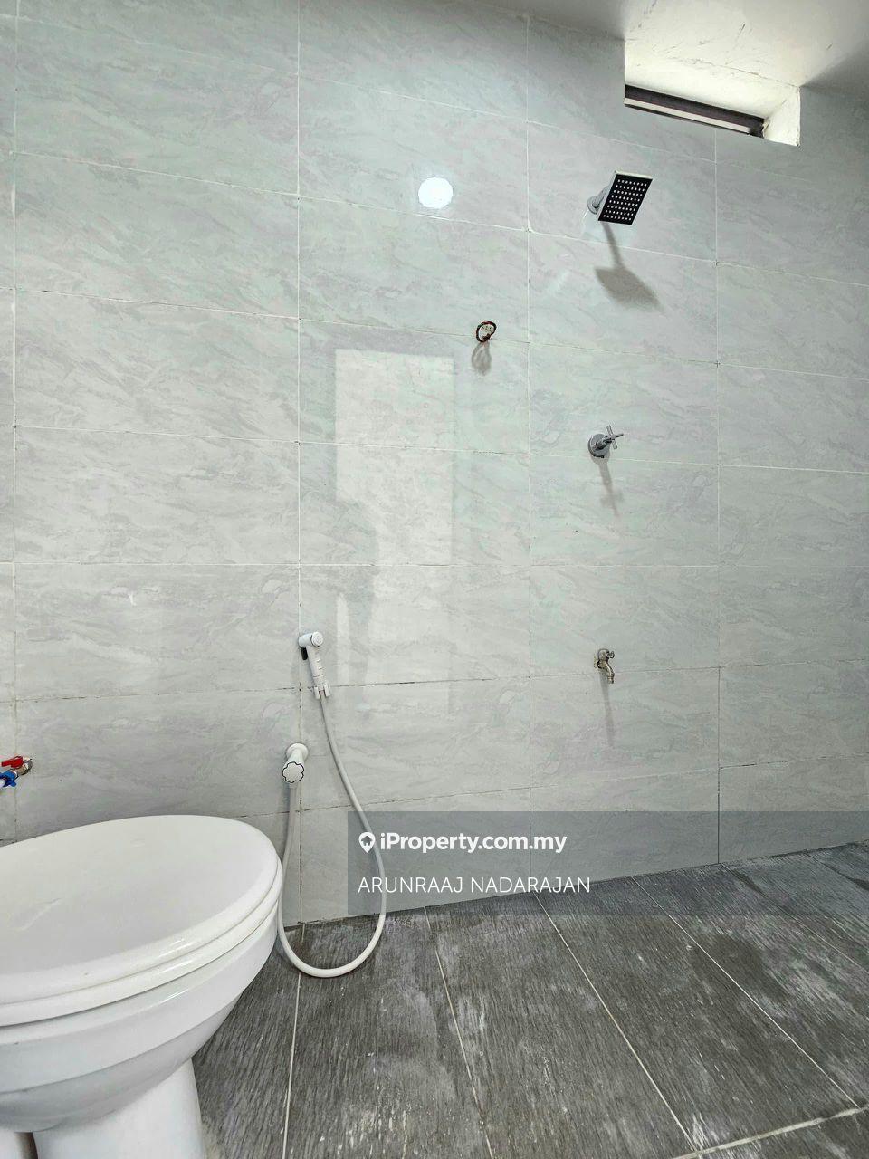 Rumah Berangkai 2 Tingkat untuk Dijual di Taman Puteri Wangsa, Ulu Tiram oleh ARUNRAAJ NADARAJAN - iProperty.com.my