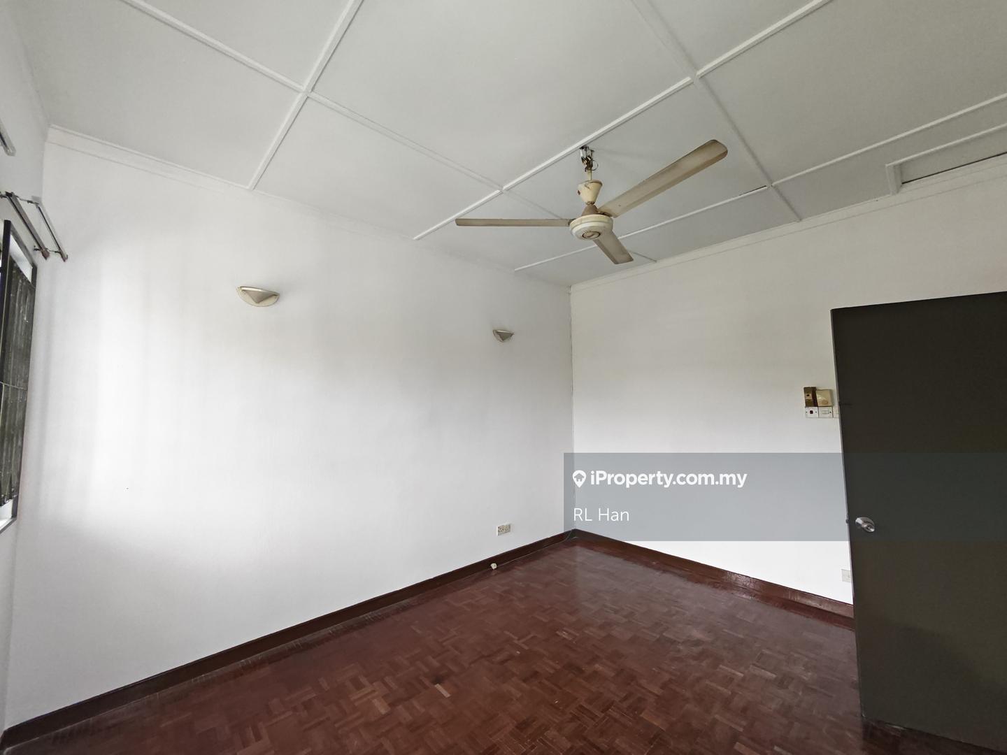 Rumah Berangkai 2 Tingkat untuk Dijual di Usj 11, Subang Jaya oleh RL Han - iProperty.com.my