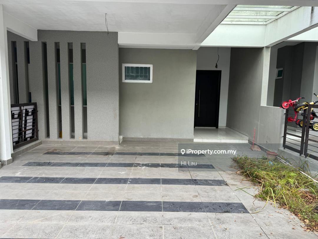 3-storey Terraced House for Sale in 3 Sty Freehold Terrace 2755sf Tiara South Semenyih, Semenyih by Hl Lau - iProperty.com.my