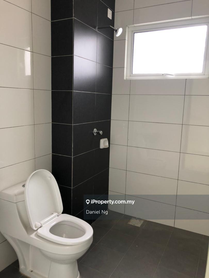 Rumah Berangkai 2 Tingkat untuk Dijual di Taman Pelangi Semenyih 2, Semenyih oleh Daniel Ng - iProperty.com.my