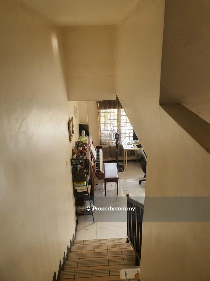 3-storey Terraced House for Sale in Subang Pelangi, Shah Alam by Karl Phang - iProperty.com.my