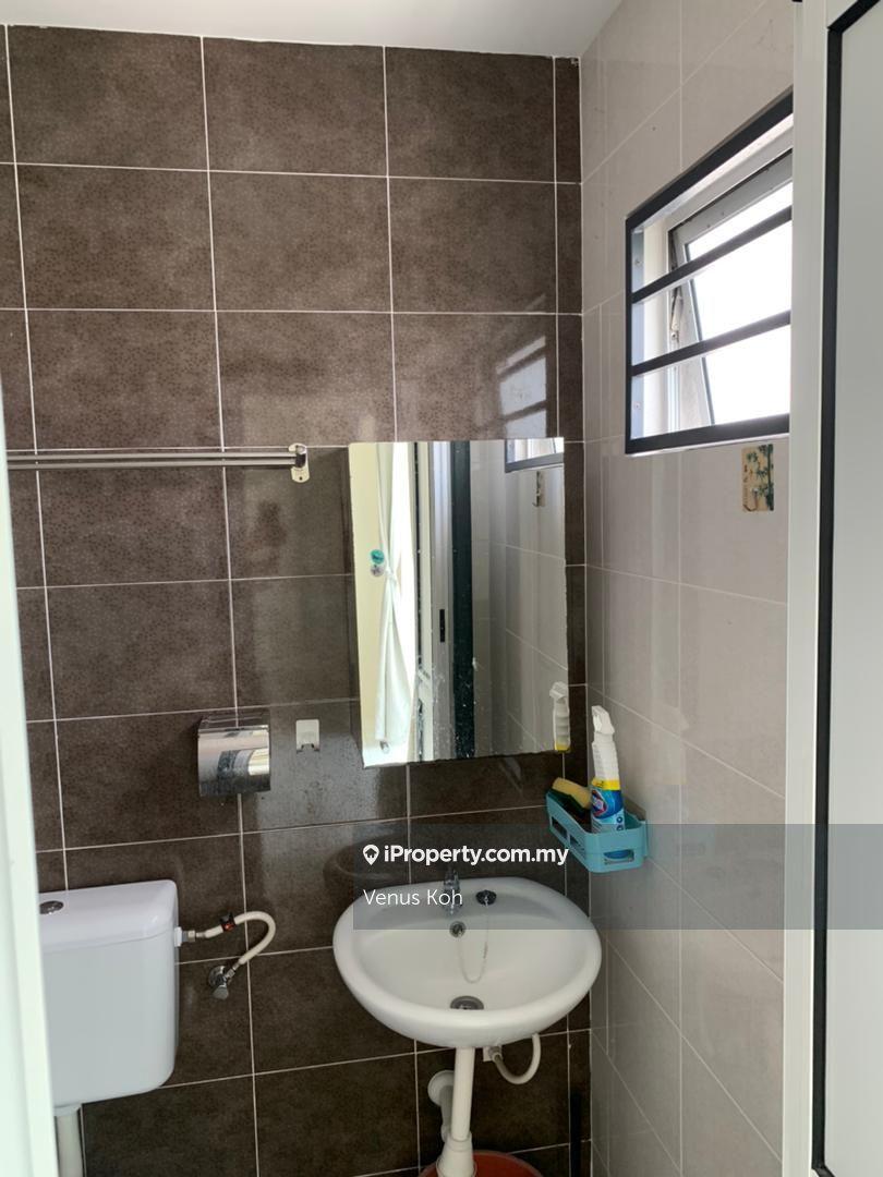 Pangsapuri untuk Dijual di Suria Residence oleh Venus Koh - iProperty.com.my