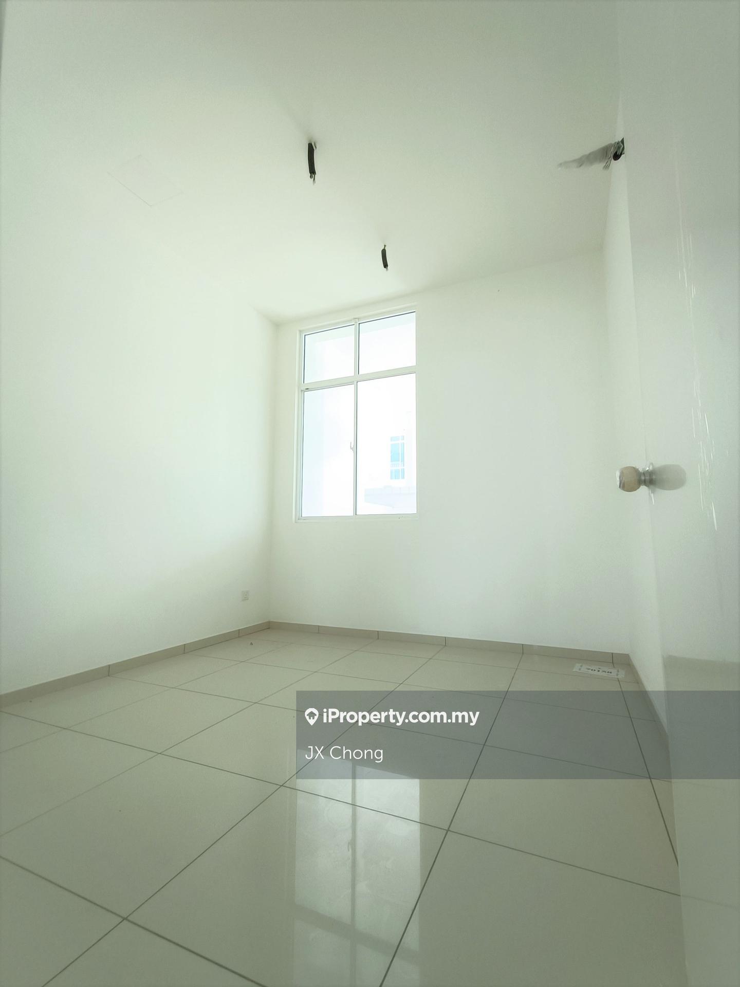 Rumah Berangkai 2 Tingkat untuk Dijual di Mellowood Parkhomes, Eco Majestic Extra Land, Semenyih oleh JX Chong - iProperty.com.my