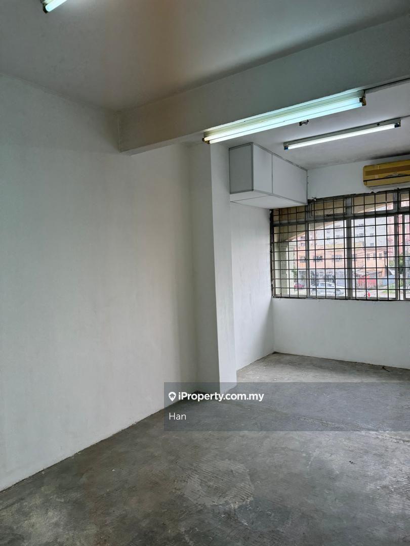 Shop-Office for Sale in Taman Sentosa, Klang by Han - iProperty.com.my